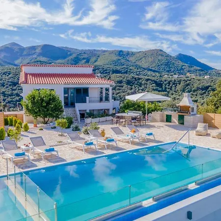 Villa Vasilika Peritheias Sleeps 10 With Pool Air Con And Wifi Pithos