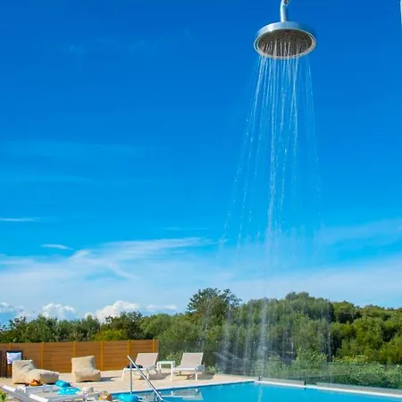 Vasilika Peritheias Sleeps 10 With Pool Air Con And Wifi * Pithos